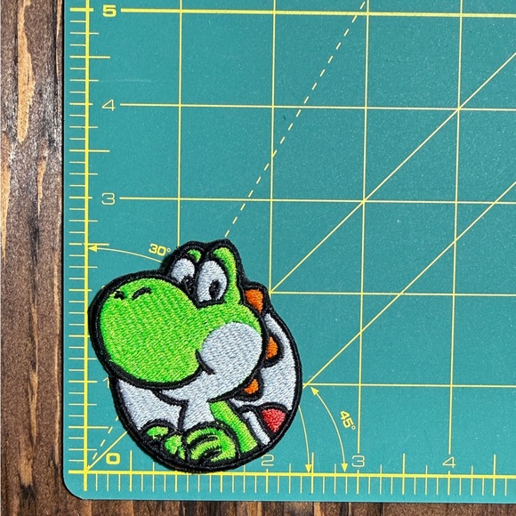 ✨2/$15✨Yoshi Embroidered Patch - Picture 2 of 3
